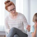 Що потрібно робити, якщо дитина не слухається, чому це відбувається і поради психолога