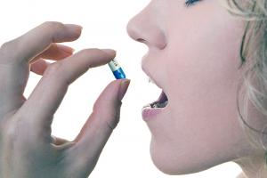 Milyen tabletták használhatók a terhesség megszakításához: a gyógyszerek és az ellenjavallatok listája