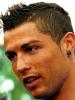 De stiligaste frisyrerna av fotbollsspelare Ronaldos frisyr för euron